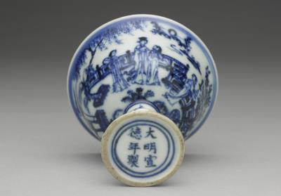 图片[3]-Stem cup with underglaze-blue illustration of court ladies on a night excursion, Hsuan-te reign (1426-1435), Ming dynasty-China Archive